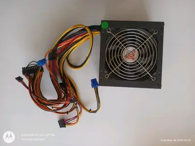 Fuente de poder Spektra 650W - miniatura 3