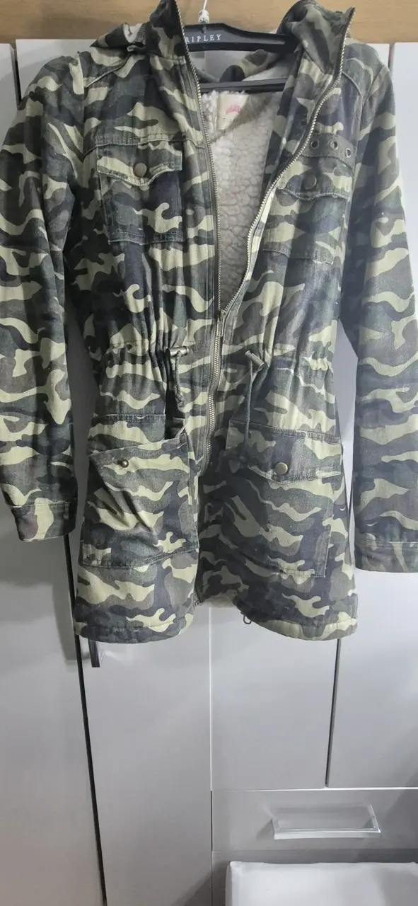 Abrigo camuflado con capucha - 2