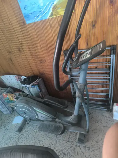 Elíptica para entrenamiento - miniatura 2