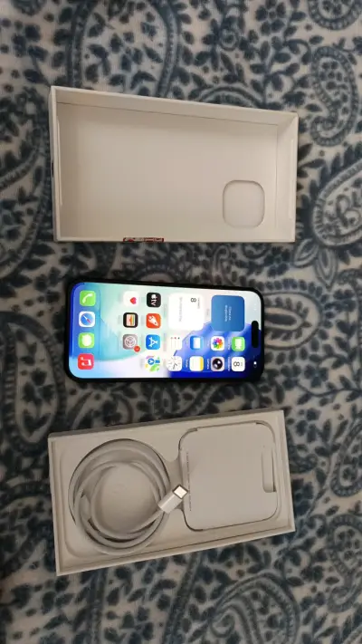 iPhone 15 128 GB, liberado, sin uso - miniatura 2