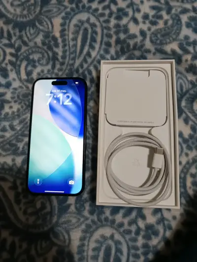 iPhone 15 128 GB, liberado, sin uso - miniatura 4