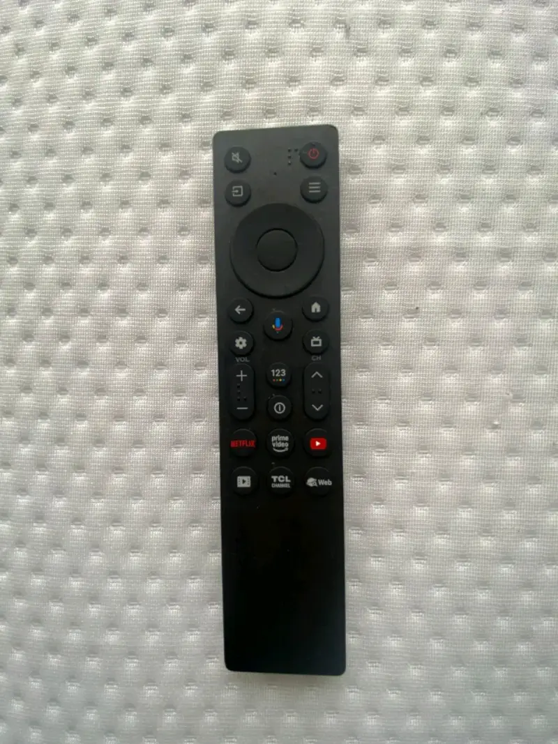 Televisor TCL pantalla plana - 4