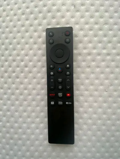 Televisor TCL pantalla plana - miniatura 4