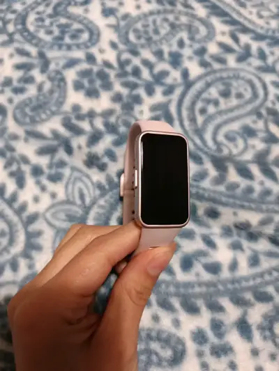 Smartwatch HUAWEI Band 10 - miniatura 1