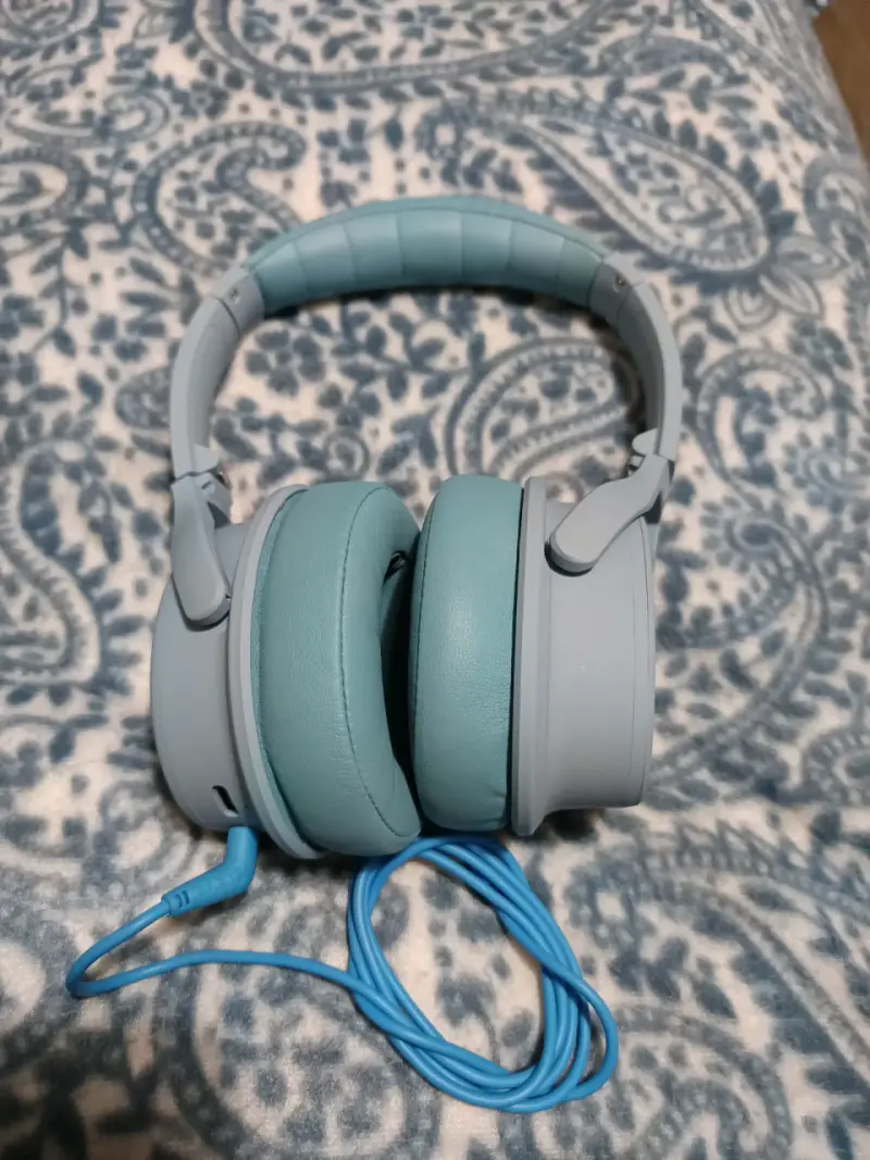 Audífonos Sleve color celeste