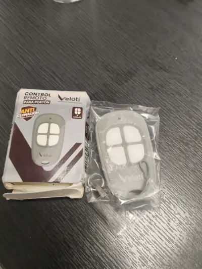 Control remoto para portón Veloti - miniatura 1