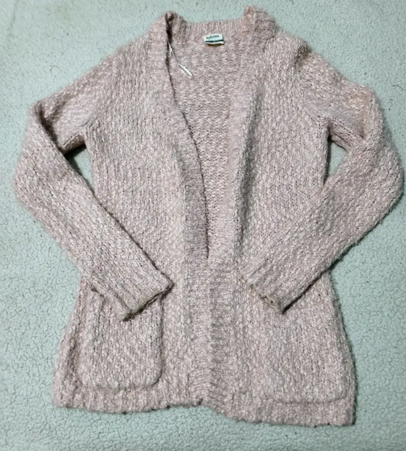 Cardigan tejido color rosa