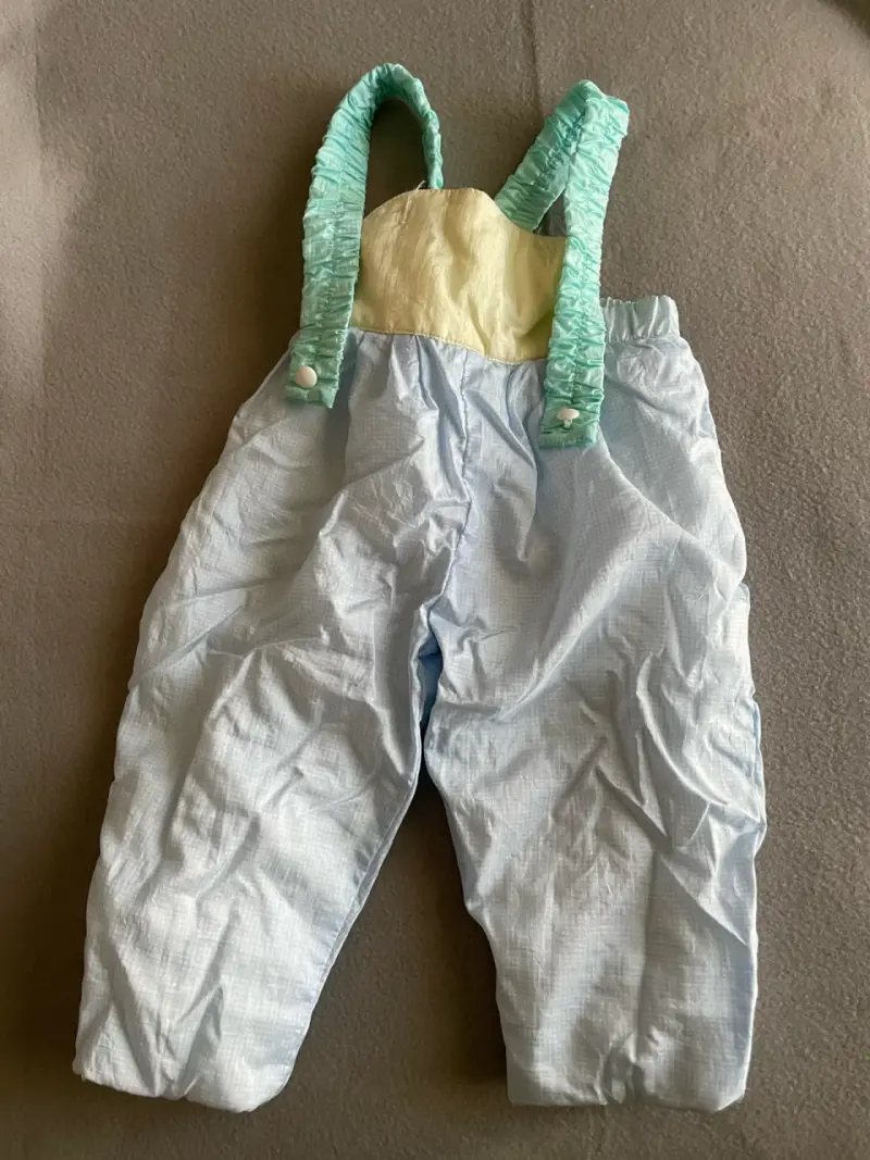 Pantalones de bebé celestes