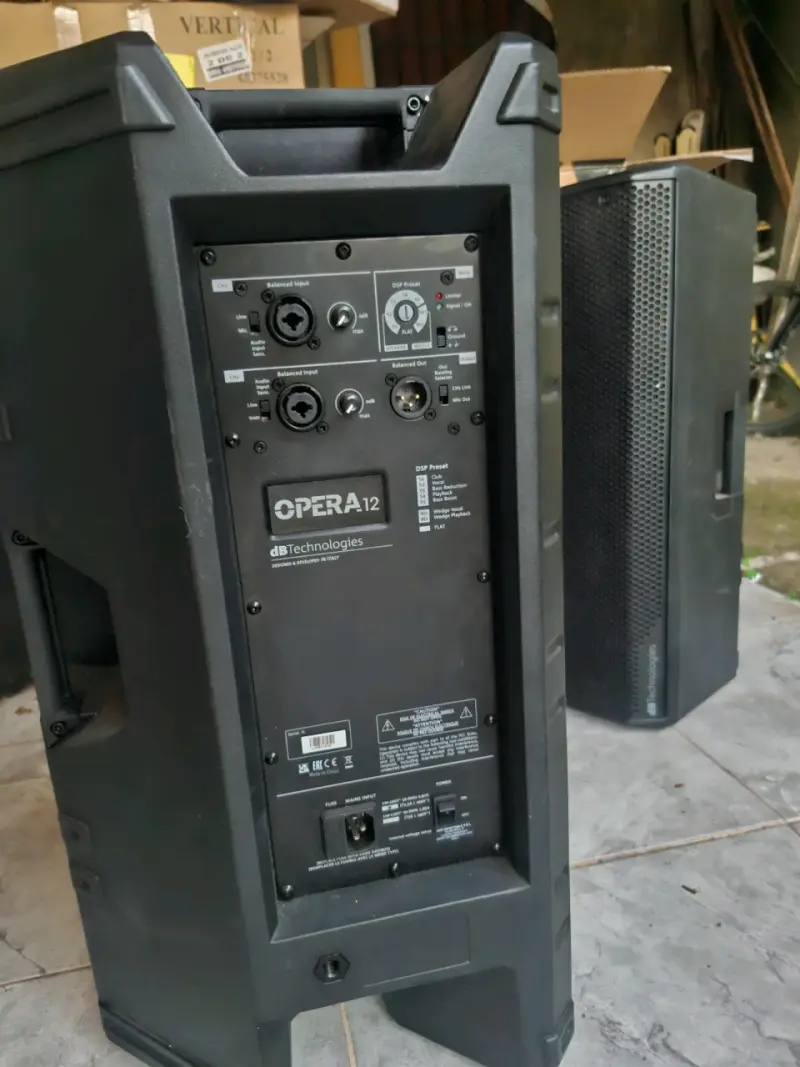 Parlantes DB Technologies - 2