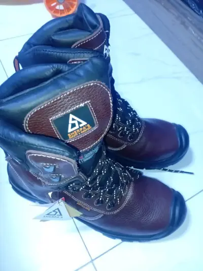 Botas de seguridad café SHERPAS - miniatura 2
