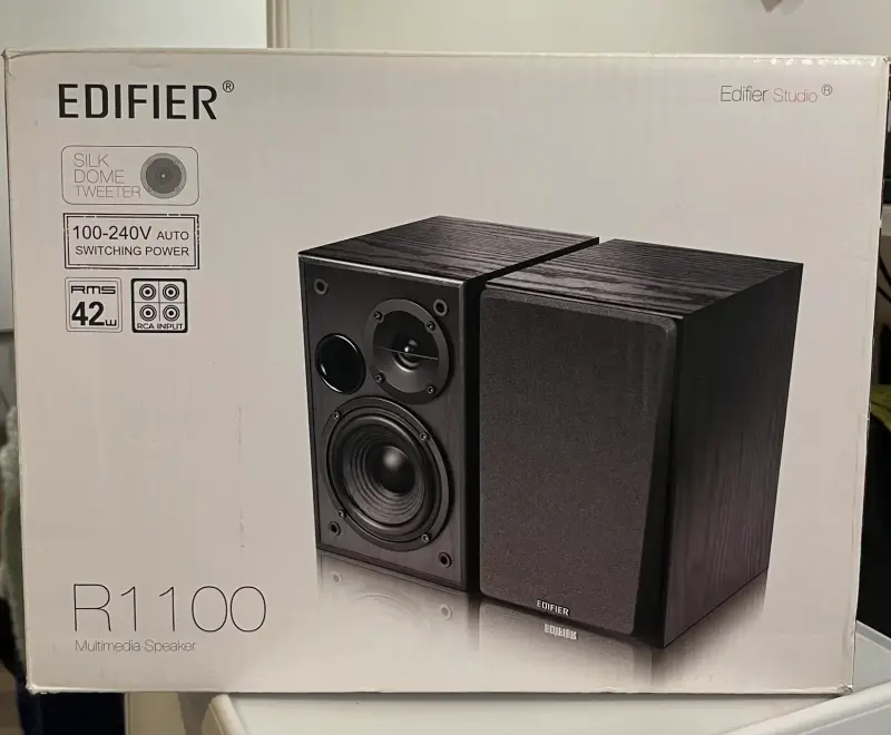 Parlantes Edifier R1100 - 1