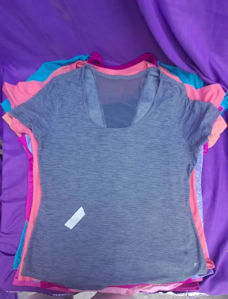 Ropa de poleras deportivas - 1