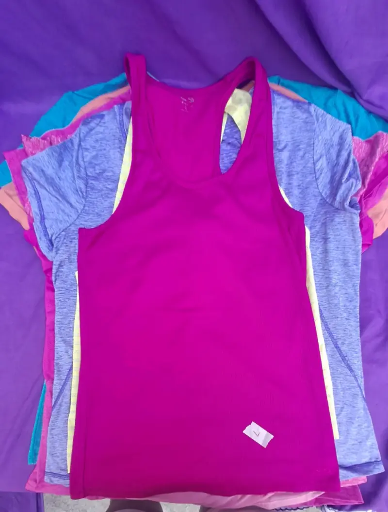 Ropa de poleras deportivas - 4