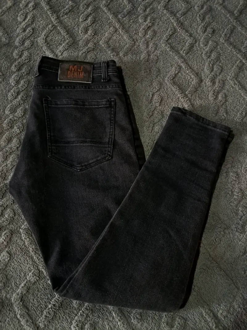 Jeans negros de hombre - 3