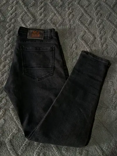 Jeans negros de hombre - miniatura 3