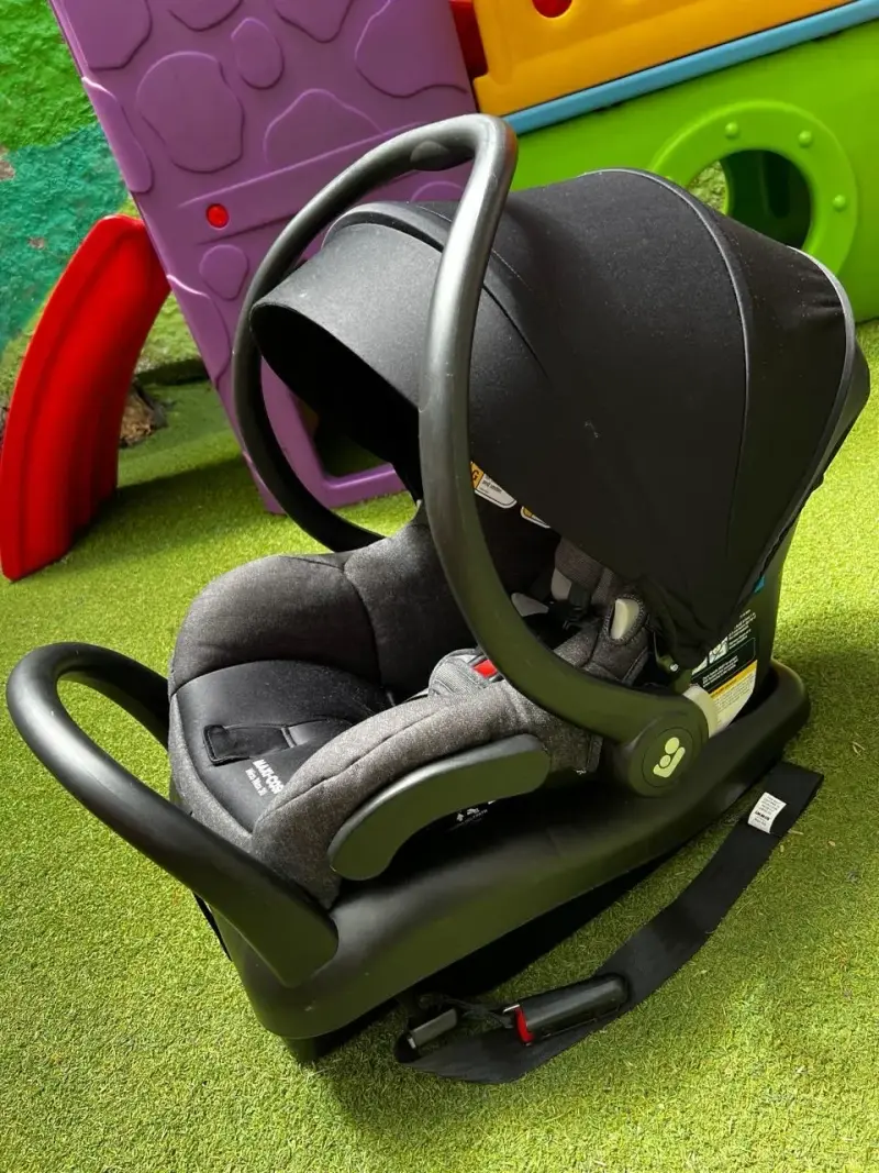Silla de auto Bebé Maxi-Cosi negra - 2