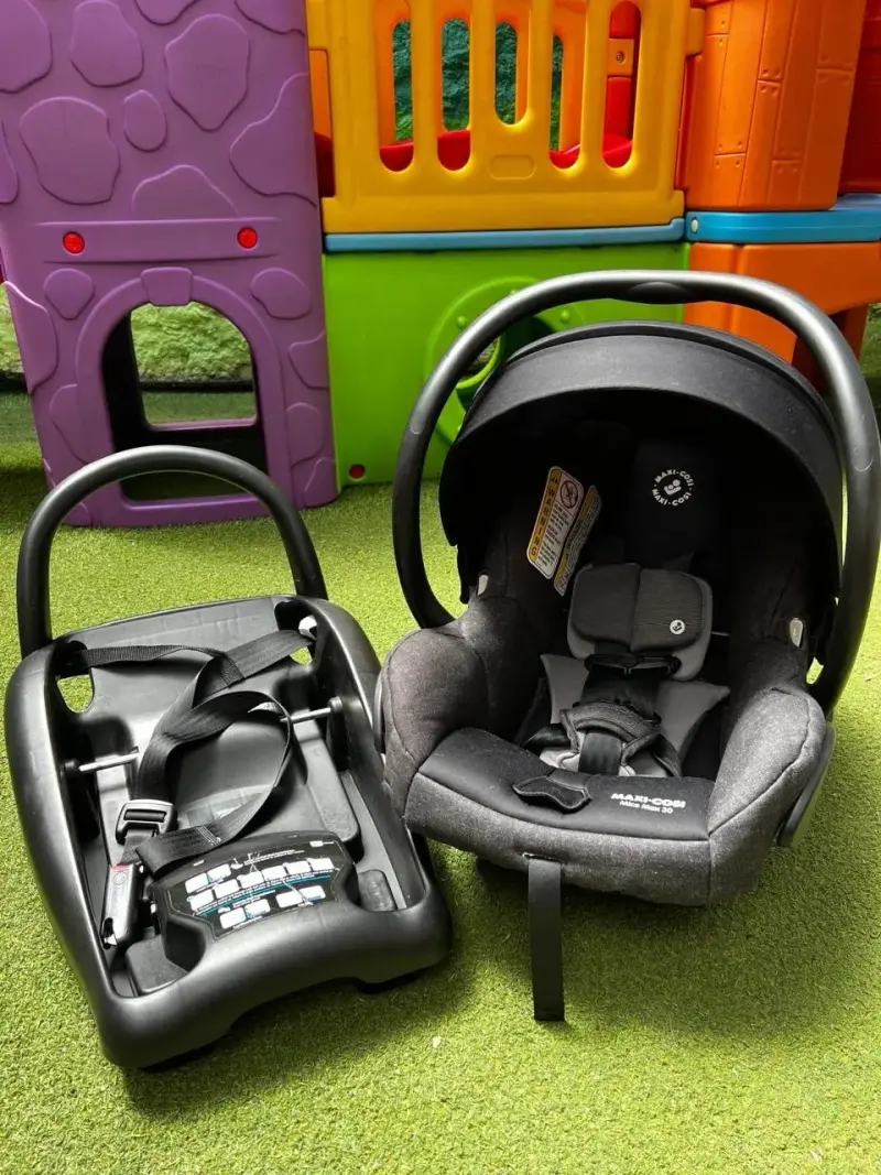Silla de auto Bebé Maxi-Cosi negra - 5