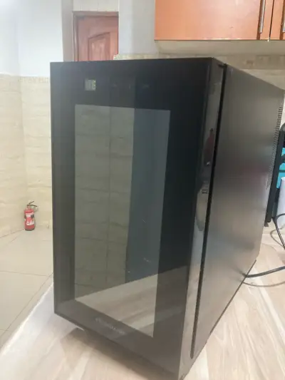 Mini refrigerador Frigidaire - miniatura 4