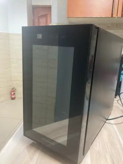 Mini refrigerador Frigidaire - miniatura 6