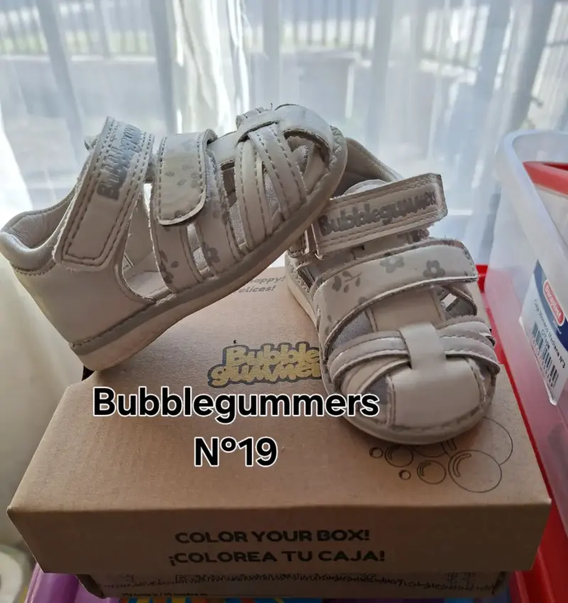 Sandalias Bubblegummers blancas
