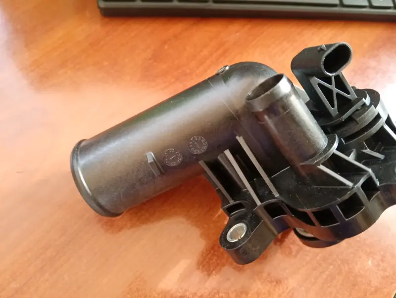 Termostato para vehículos RAM - 1