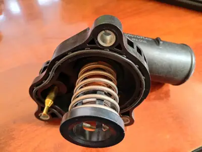 Termostato para vehículos RAM - miniatura 2