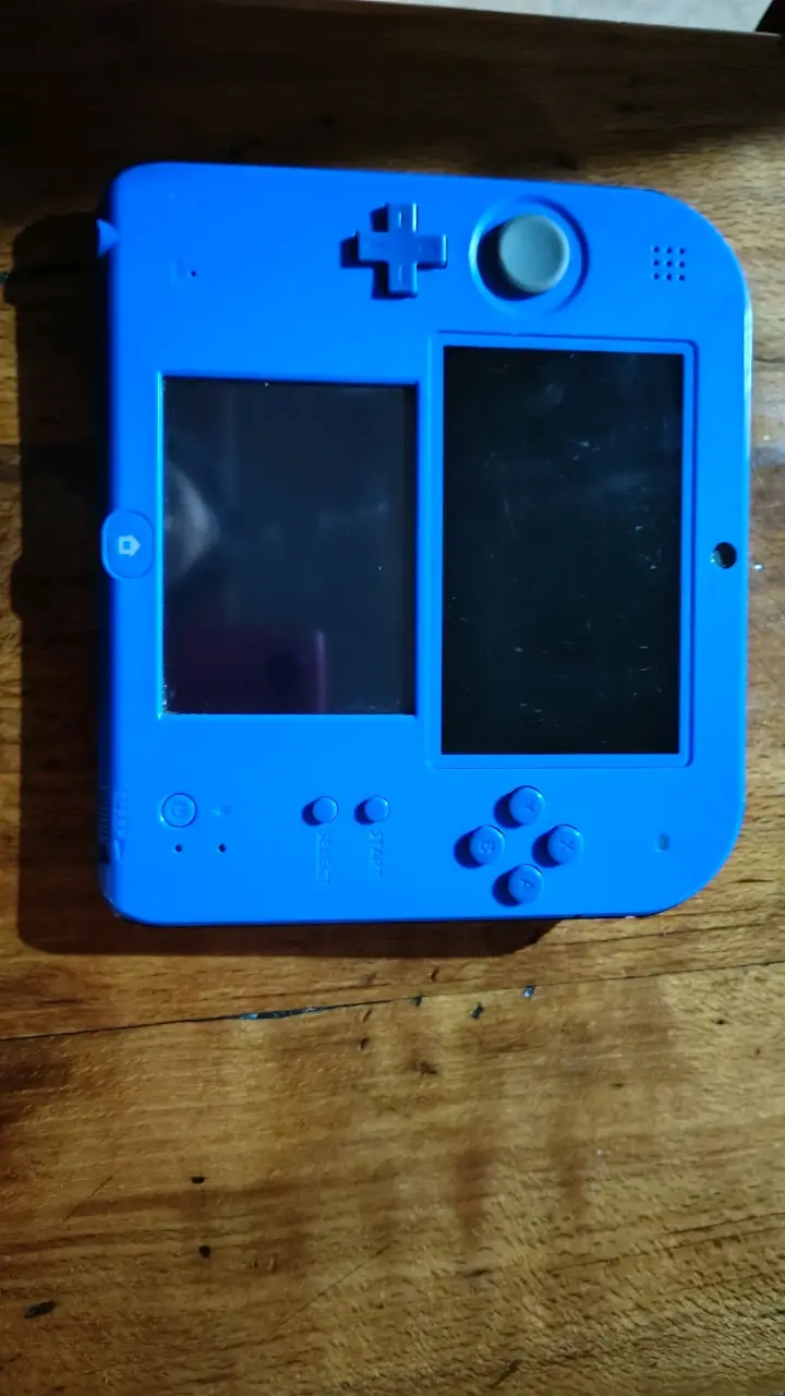 Nintendo 2ds - 1