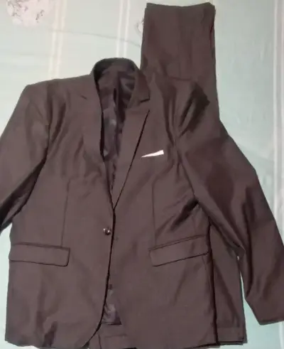 Traje formal negro - miniatura 5