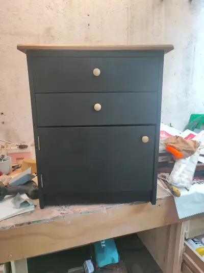 Mueble/velador con cajonera negro - miniatura 6