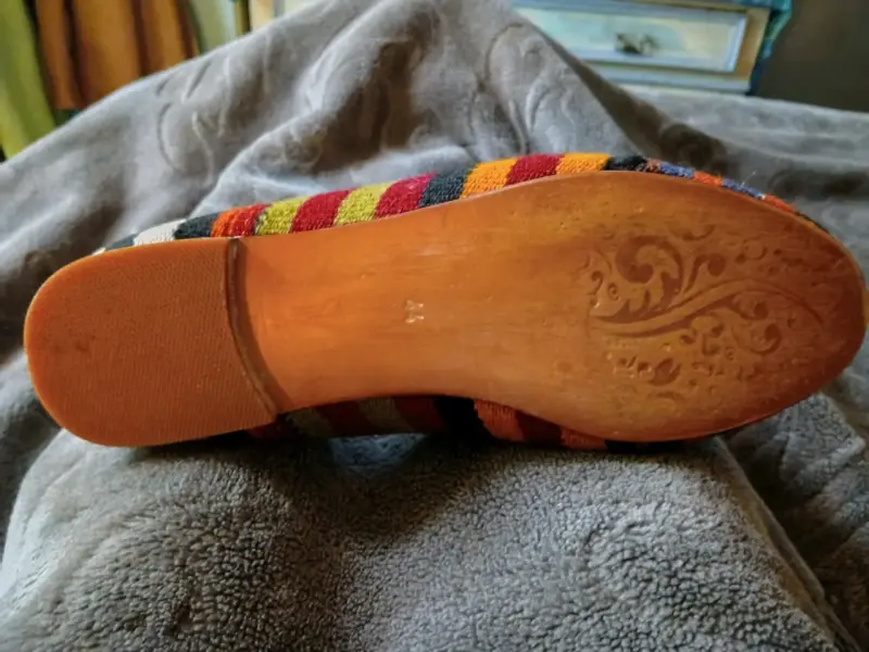 Zapato de tela multicolor, únicos e irrepetibles. - 3