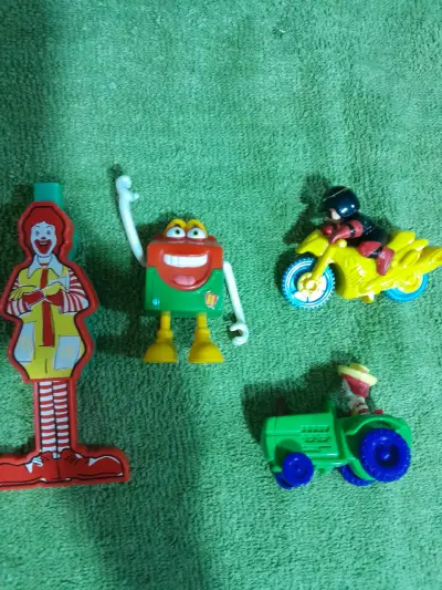 Set de juguetes retro McDonalds - miniatura 1