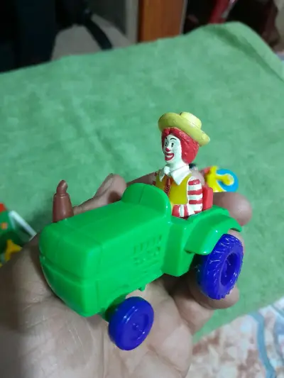 Set de juguetes retro McDonalds - miniatura 4