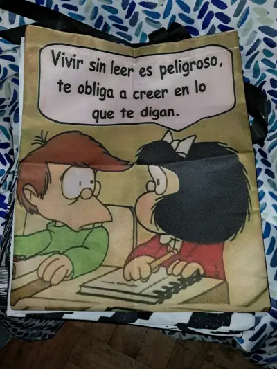 Bolso con diseño de gato y Mafalda 4 x $20000 - miniatura 3