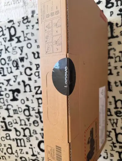 Notebook Lenovo Nuevo en caja - miniatura 2