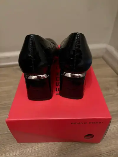 Zapatos negros - miniatura 3