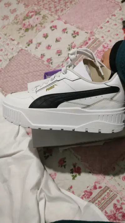 Zapatillas blancas deportivas - miniatura 4
