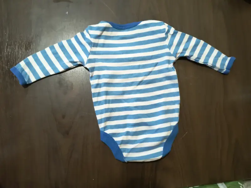 Body de bebé azul a rayas - 2