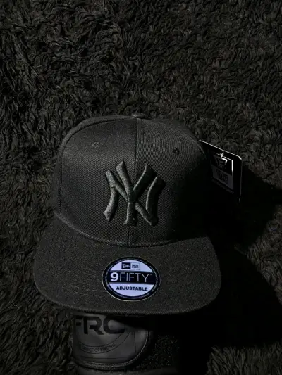 Gorra negra NY ajustable - miniatura 1