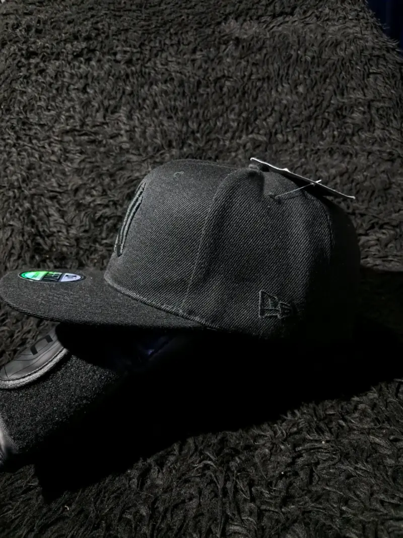 Gorra negra NY ajustable - 3