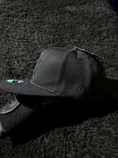 Gorra negra NY ajustable - miniatura 3