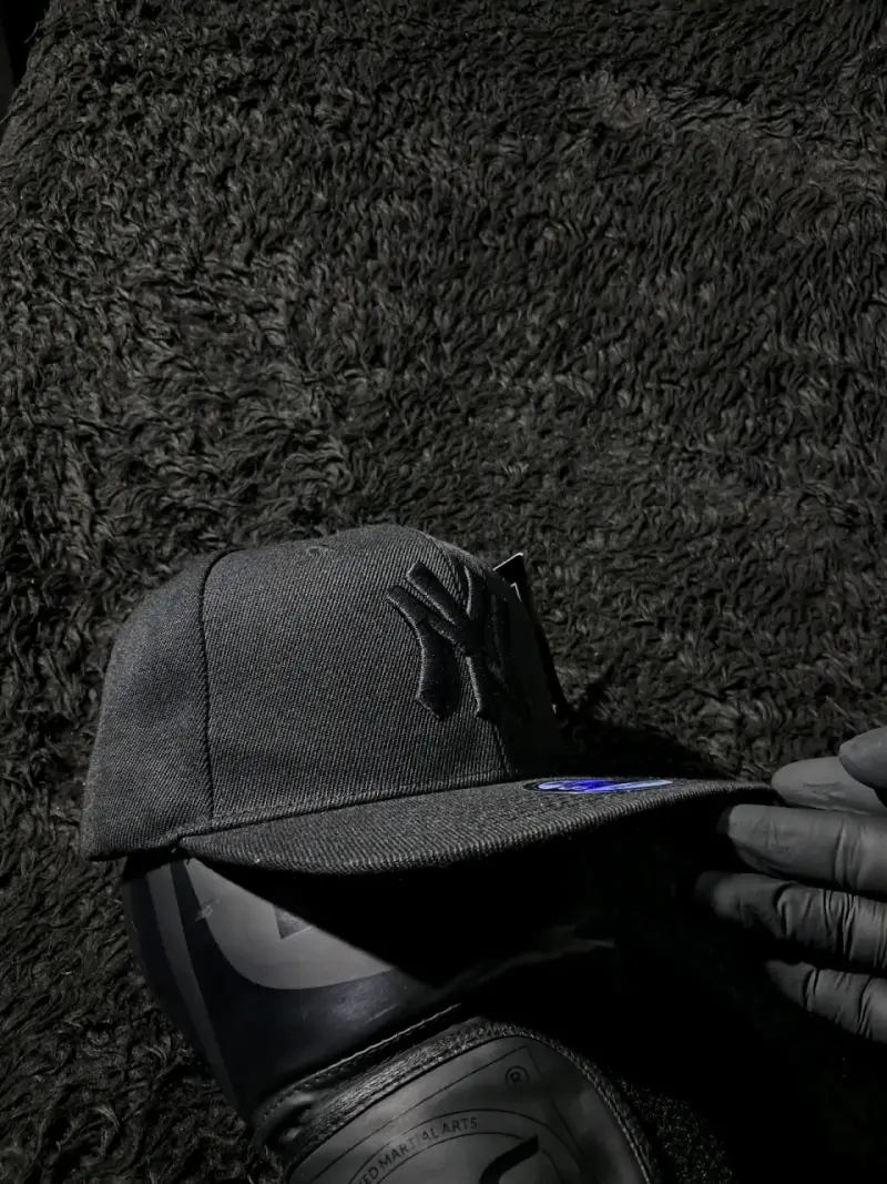 Gorra negra NY ajustable - 5