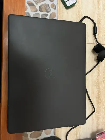 Notebook Dell Vostro 3400 15'' negro - miniatura 2