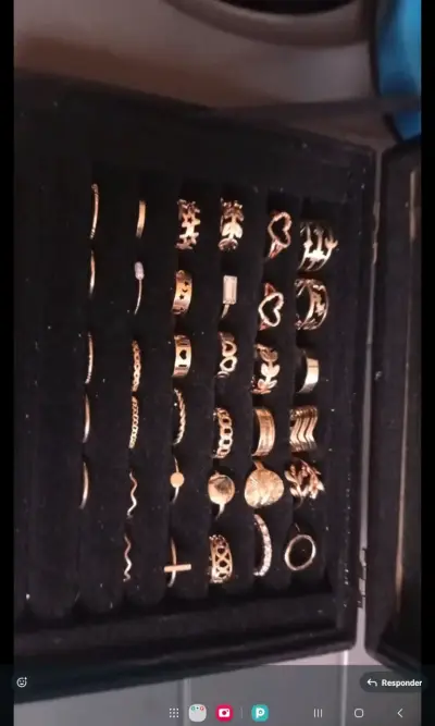 Set de anillos fantasia variados - miniatura 2