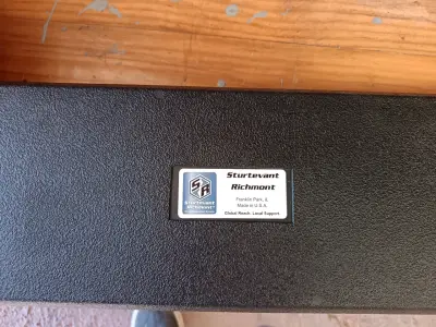 Llave de trinquete metálica - miniatura 3