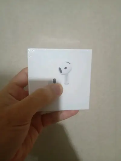 Auriculares inalámbricos AirPods 4 generación - miniatura 4