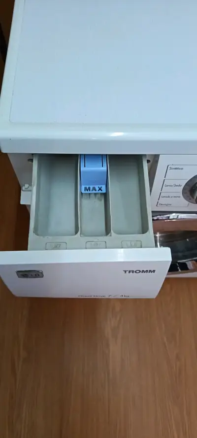Lavadora/Secadora LG Tromm 7kg blanca - miniatura 4