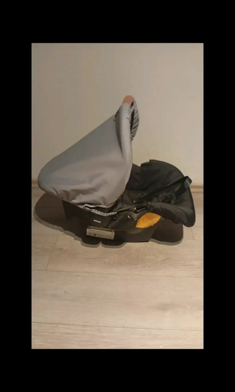Silla de auto para bebé gris infanti - 2