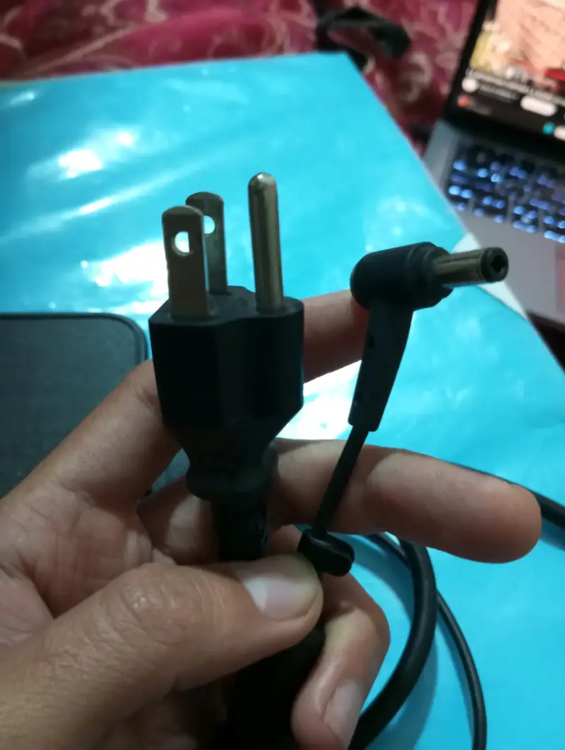 Cargador Original Asus 65W 19V 3.42A (Punta Fina) - 3