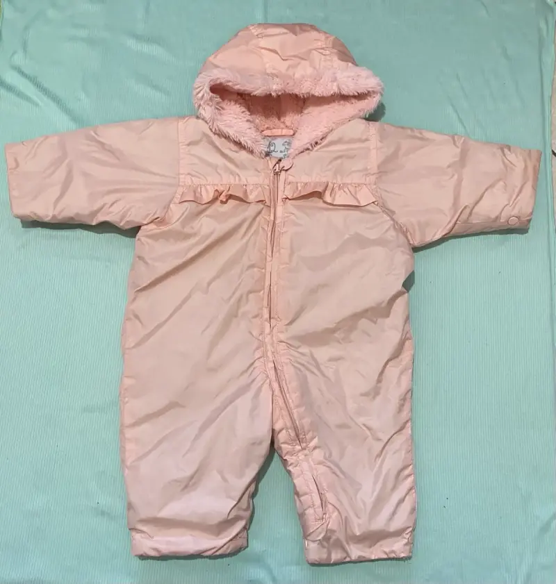 Overall cálido para bebé rosado