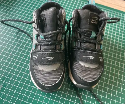 Zapatilla outdoor niño impermeable - miniatura 1